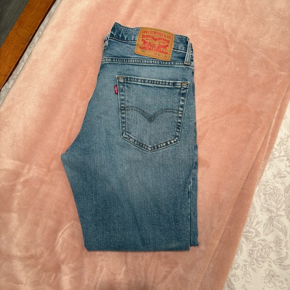 Levi's 541 Athletic Taper Mens Jeans